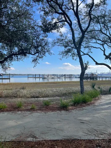 $849,000 | 135 Pier View Street, Unit 101, Daniel Island, SC 29492