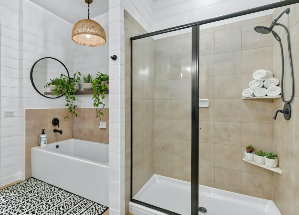 135 Pier View Street, Unit 101 Daniel Island, SC 29492 - Photo 7 of 13 IMG_2820