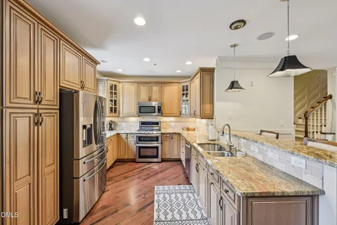 $399,000 | 10321 Sablewood Drive, Unit 113, Raleigh, NC 27617