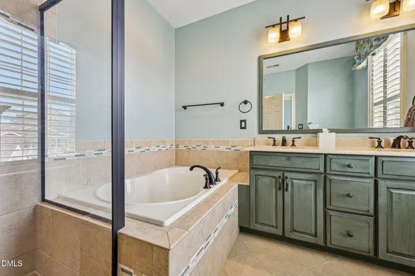 $409,000 | 10321 Sablewood Drive, Unit 113, Raleigh, NC 27617