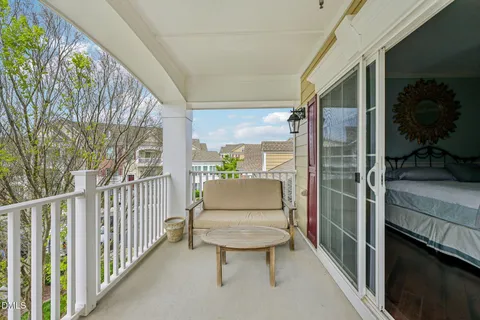 $399,000 | 10321 Sablewood Drive, Unit 113, Raleigh, NC 27617