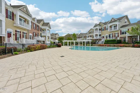 $399,000 | 10321 Sablewood Drive, Unit 113, Raleigh, NC 27617