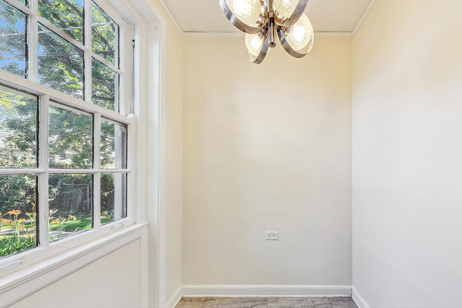 8201 South Rhodes Avenue Chicago, IL 60619 - Photo 18 of 61 Gallery Image 18