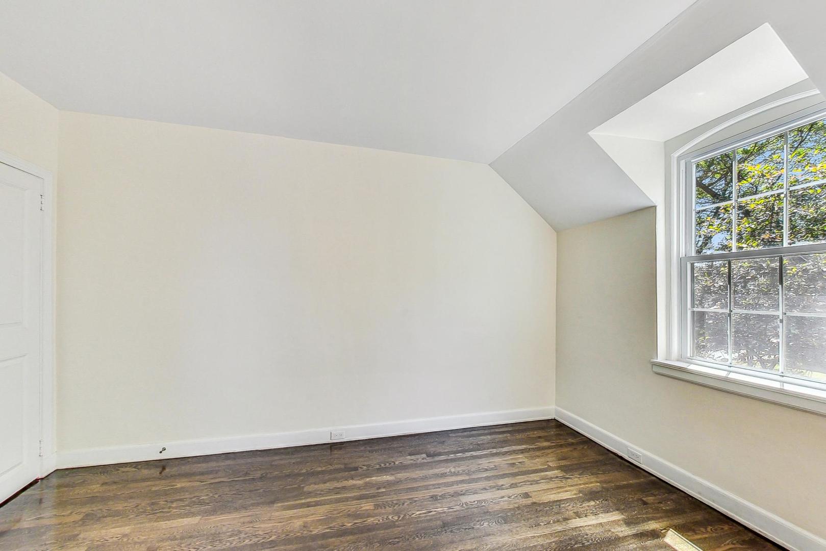 8201 South Rhodes Avenue Chicago, IL 60619 - Photo 30 of 61 Gallery Image 30