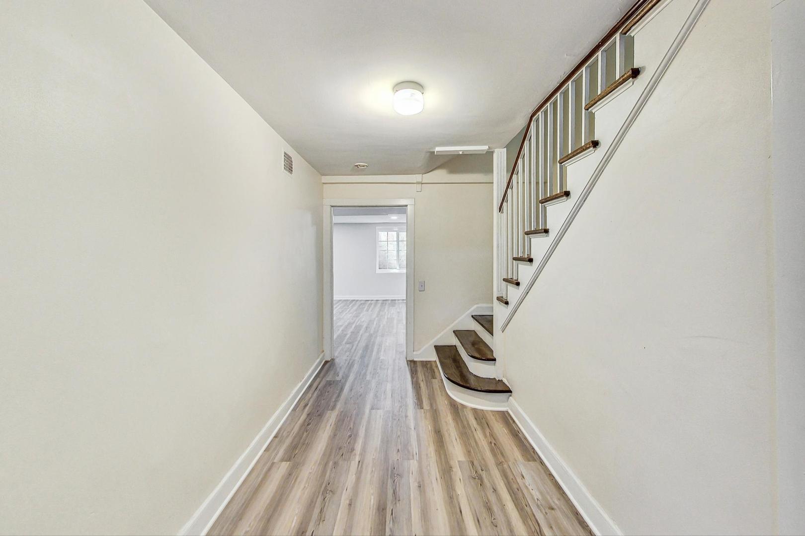 8201 South Rhodes Avenue Chicago, IL 60619 - Photo 38 of 61 Gallery Image 38