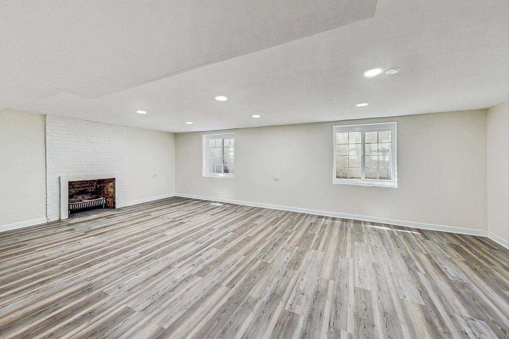 8201 South Rhodes Avenue Chicago, IL 60619 - Photo 41 of 61 Gallery Image 41