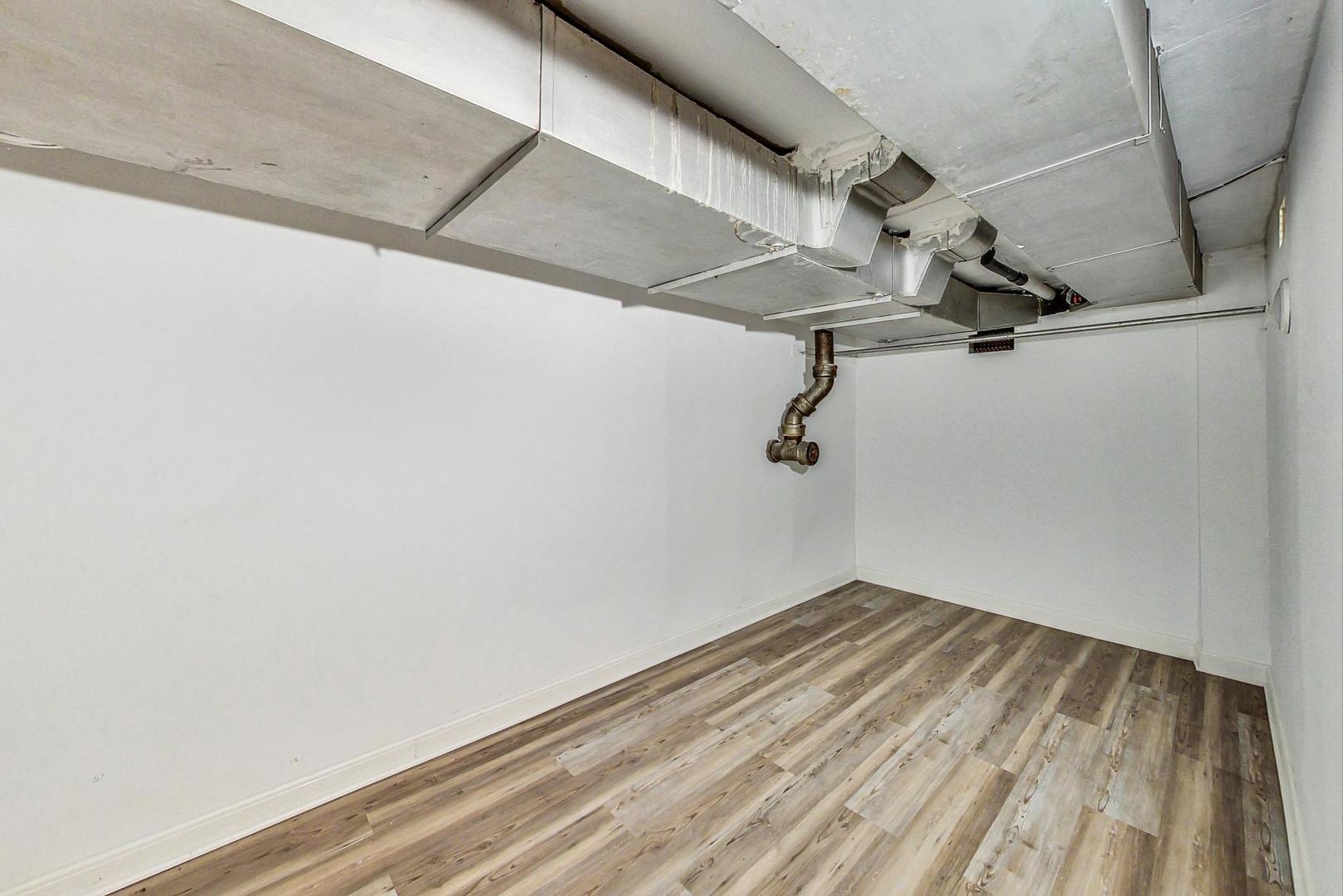 8201 South Rhodes Avenue Chicago, IL 60619 - Photo 45 of 61 Gallery Image 45