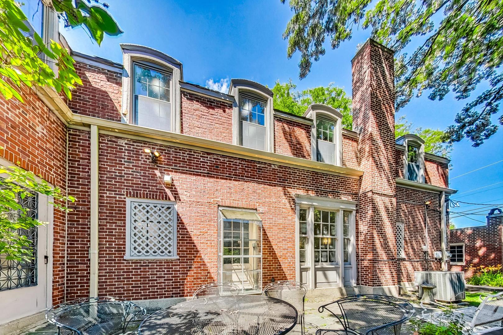 8201 South Rhodes Avenue Chicago, IL 60619 - Photo 48 of 61 Gallery Image 48