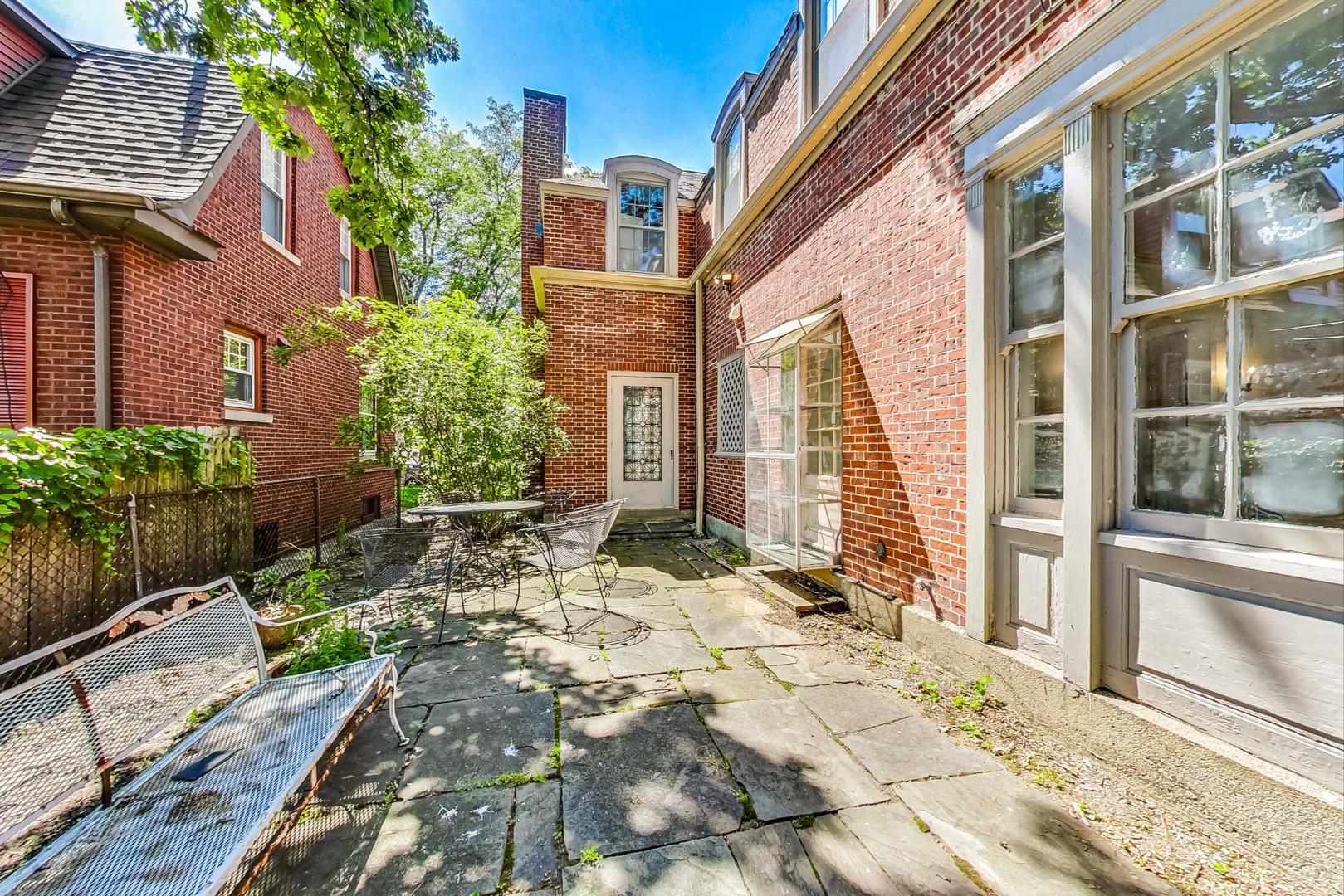 8201 South Rhodes Avenue Chicago, IL 60619 - Photo 51 of 61 Gallery Image 51