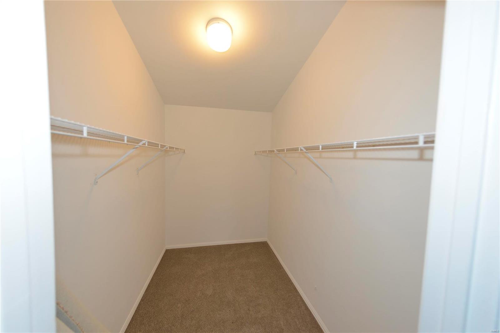 572 Enchanted Parkway Manchester, MO 63021 - Photo 25 of 39