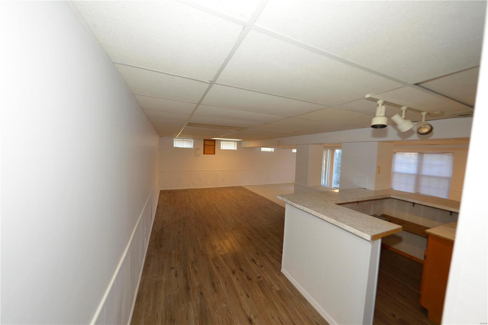 572 Enchanted Parkway Manchester, MO 63021 - Photo 29 of 39