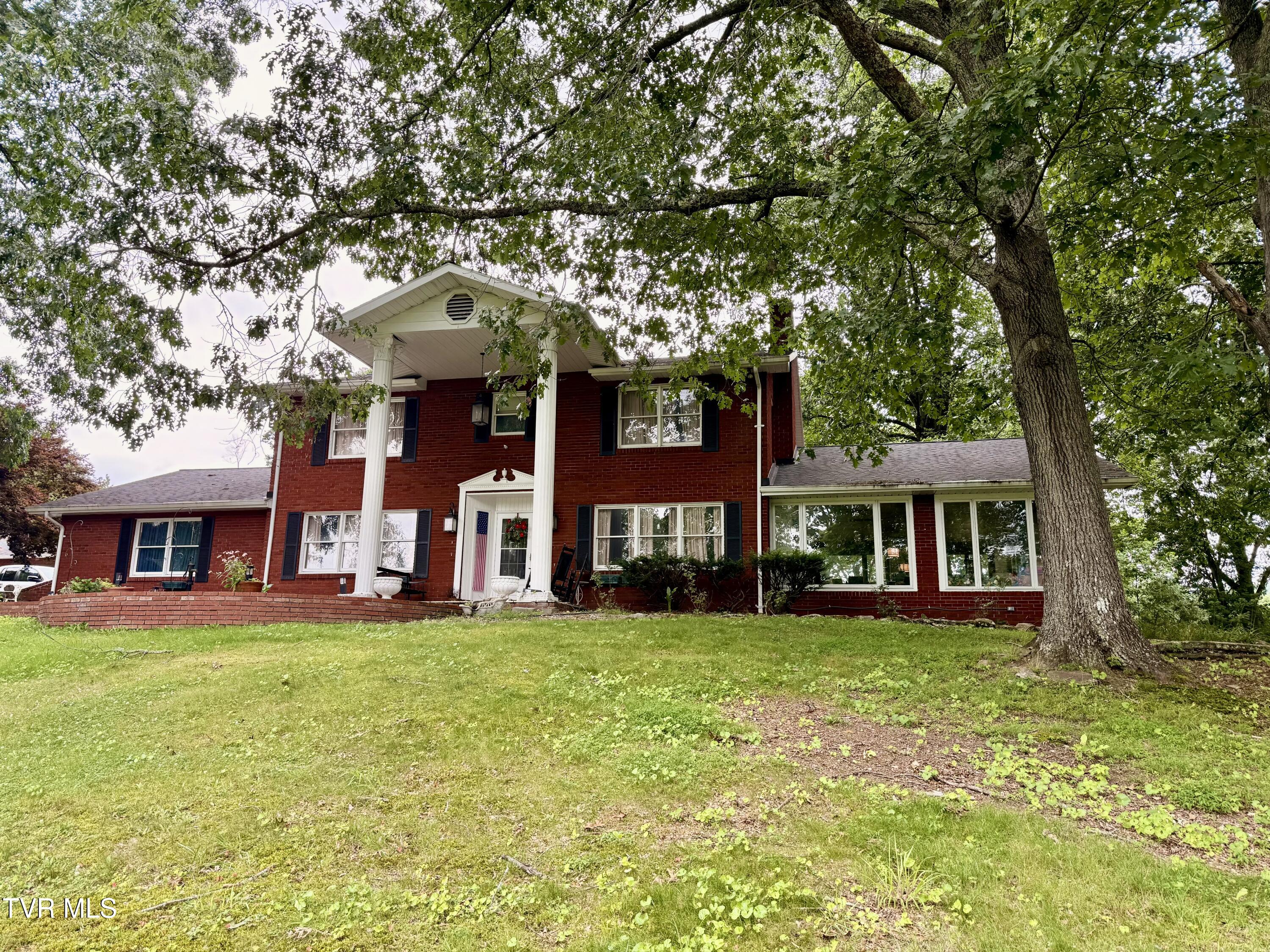 11516 Frederick Road Coeburn, VA 24230 - Photo 1 of 85 IMG_2610