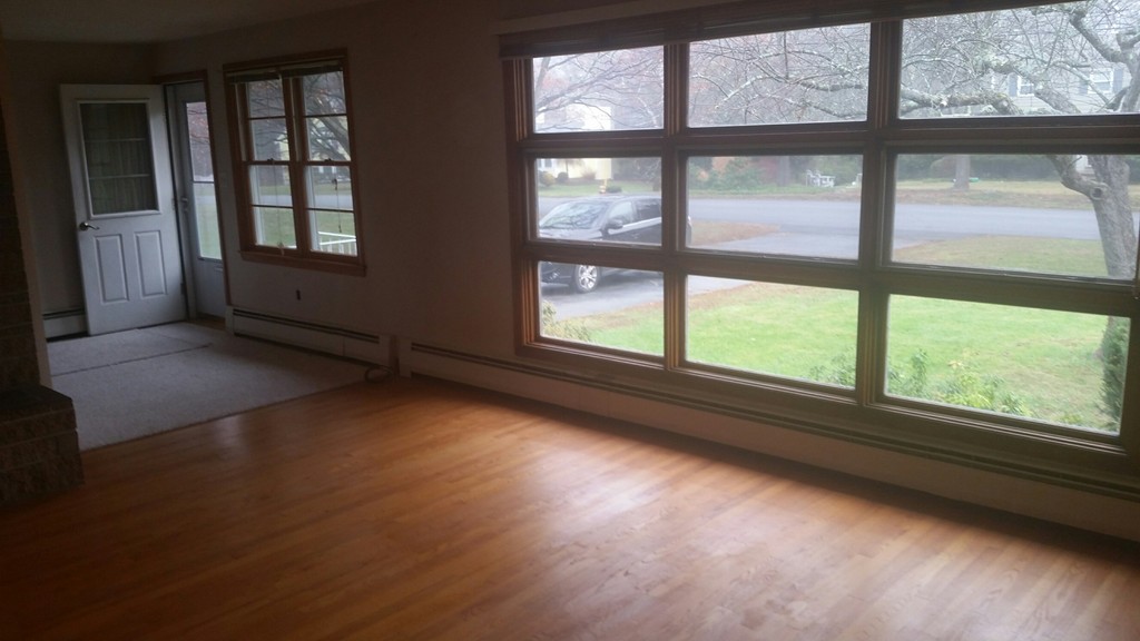 14 Strawberry Hill Road Andover, MA 01810 - Photo 3 of 8
