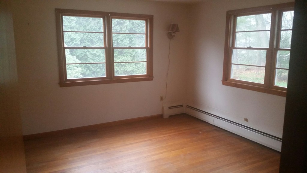 14 Strawberry Hill Road Andover, MA 01810 - Photo 5 of 8
