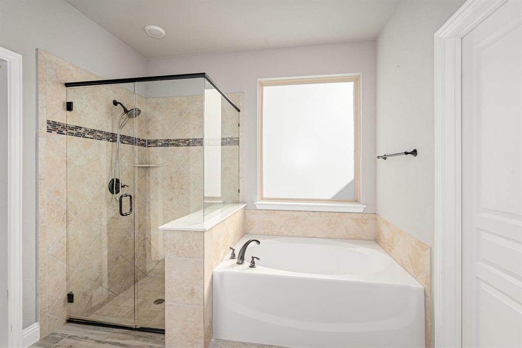 1705 Emma Pearl Lane Little Elm, TX 75068 - Photo 8 of 16