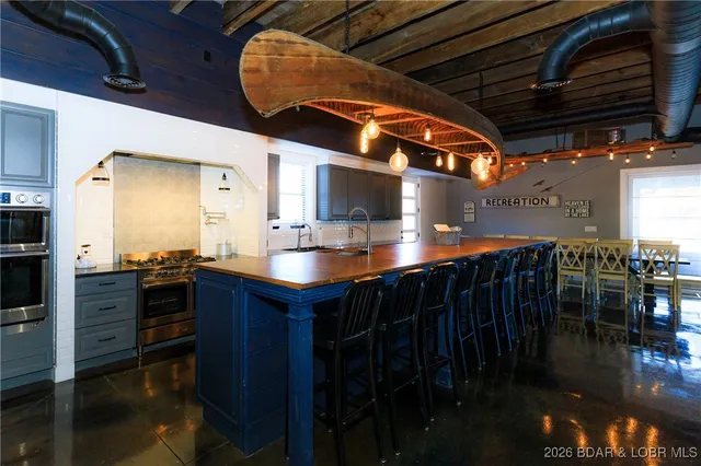 $3,390,000 | 32951 Green Hills Road, Gravois Mills, MO 65037