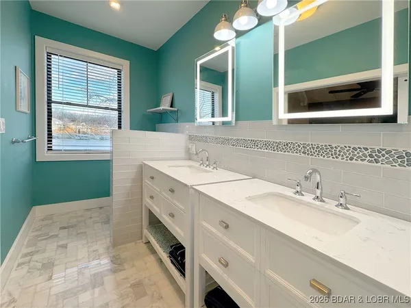 $3,390,000 | 32951 Green Hills Road, Gravois Mills, MO 65037