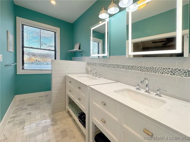 $3,390,000 | 32951 Green Hills Road, Gravois Mills, MO 65037