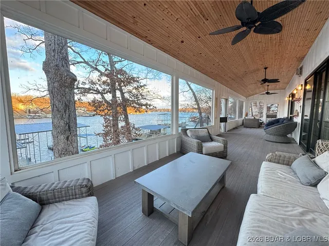 $3,390,000 | 32951 Green Hills Road, Gravois Mills, MO 65037