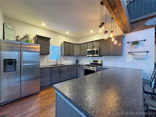 $3,390,000 | 32951 Green Hills Road, Gravois Mills, MO 65037