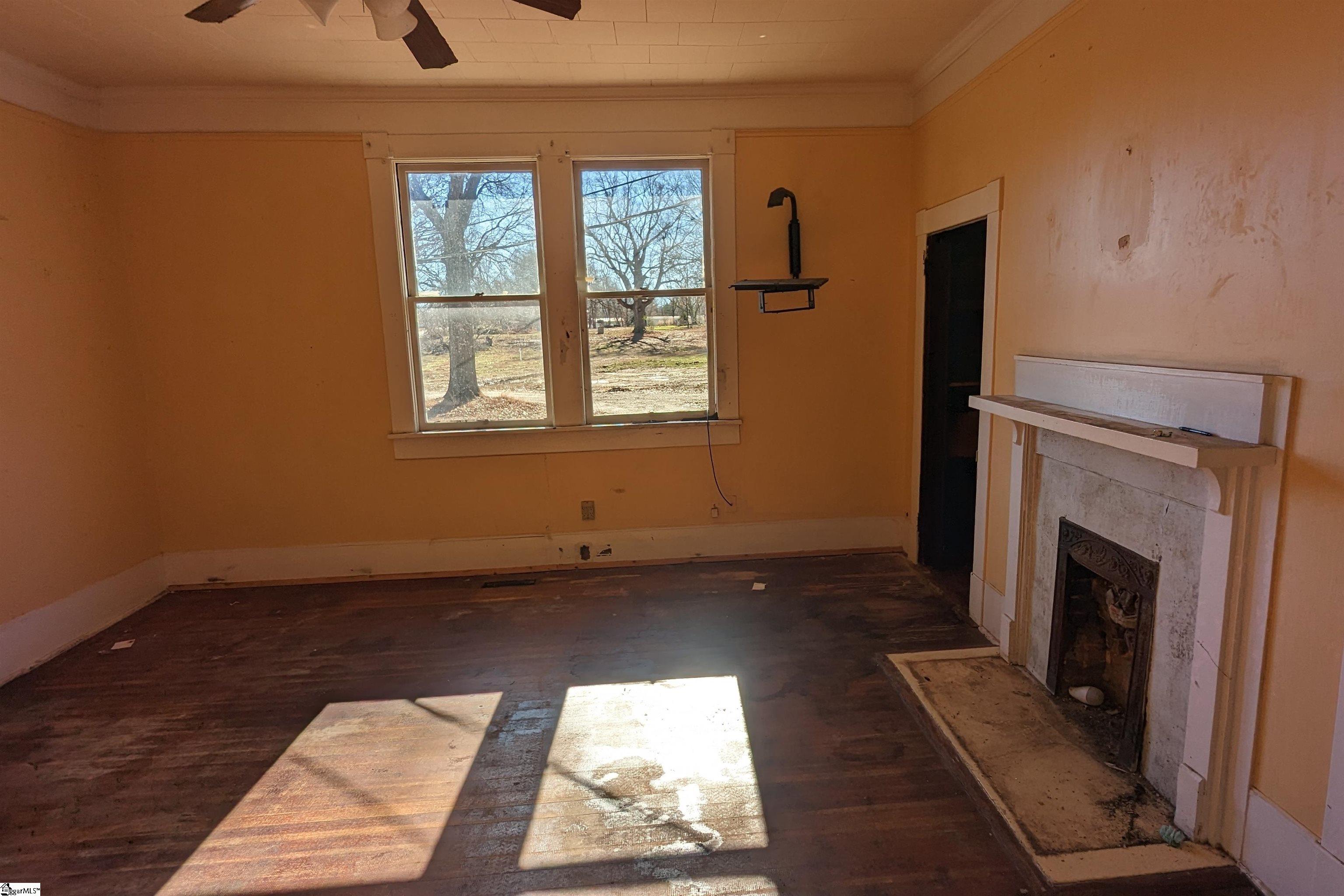 8960 Augusta Road Pelzer, SC 29669 - Photo 17 of 32