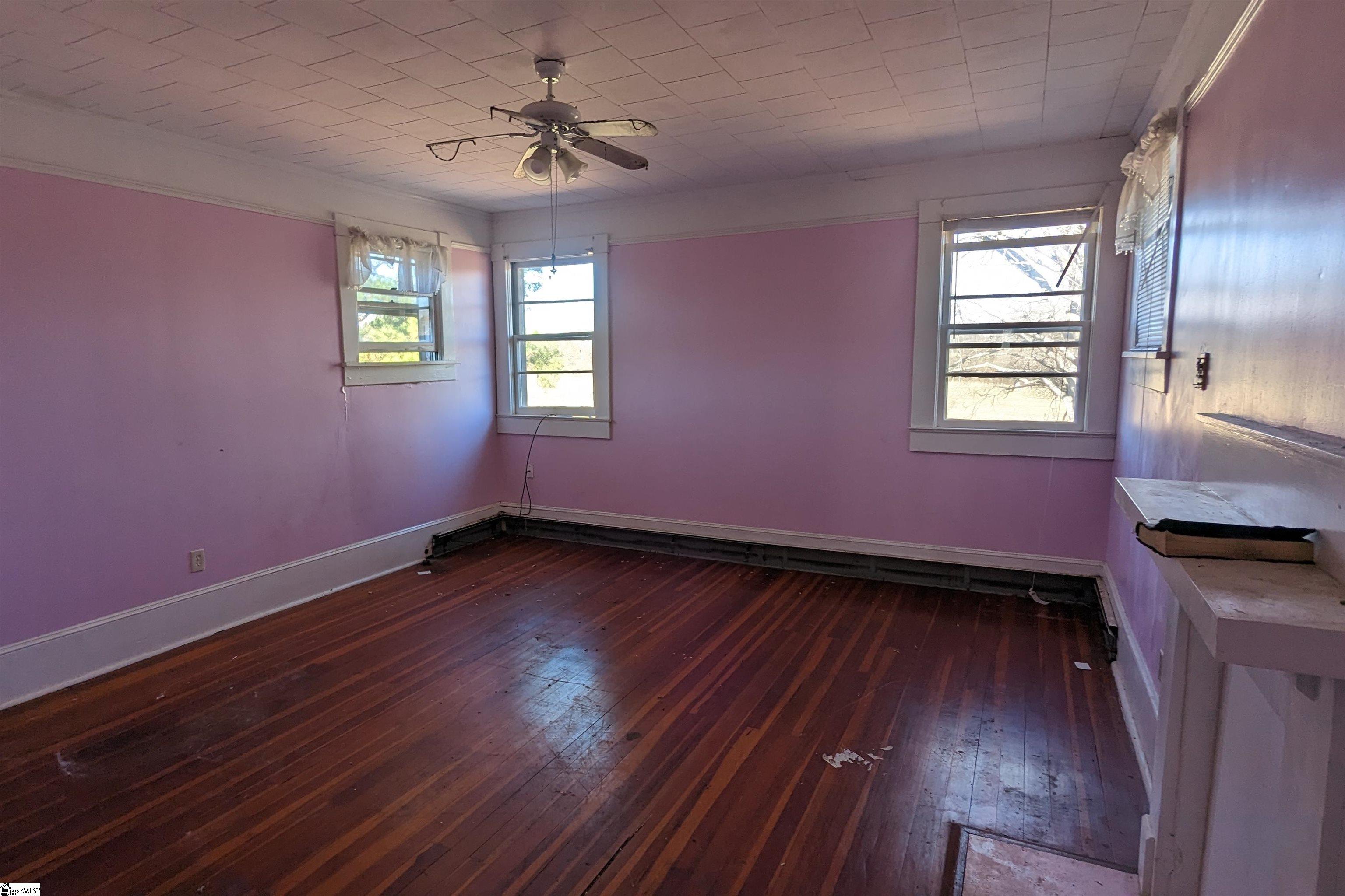 8960 Augusta Road Pelzer, SC 29669 - Photo 23 of 32
