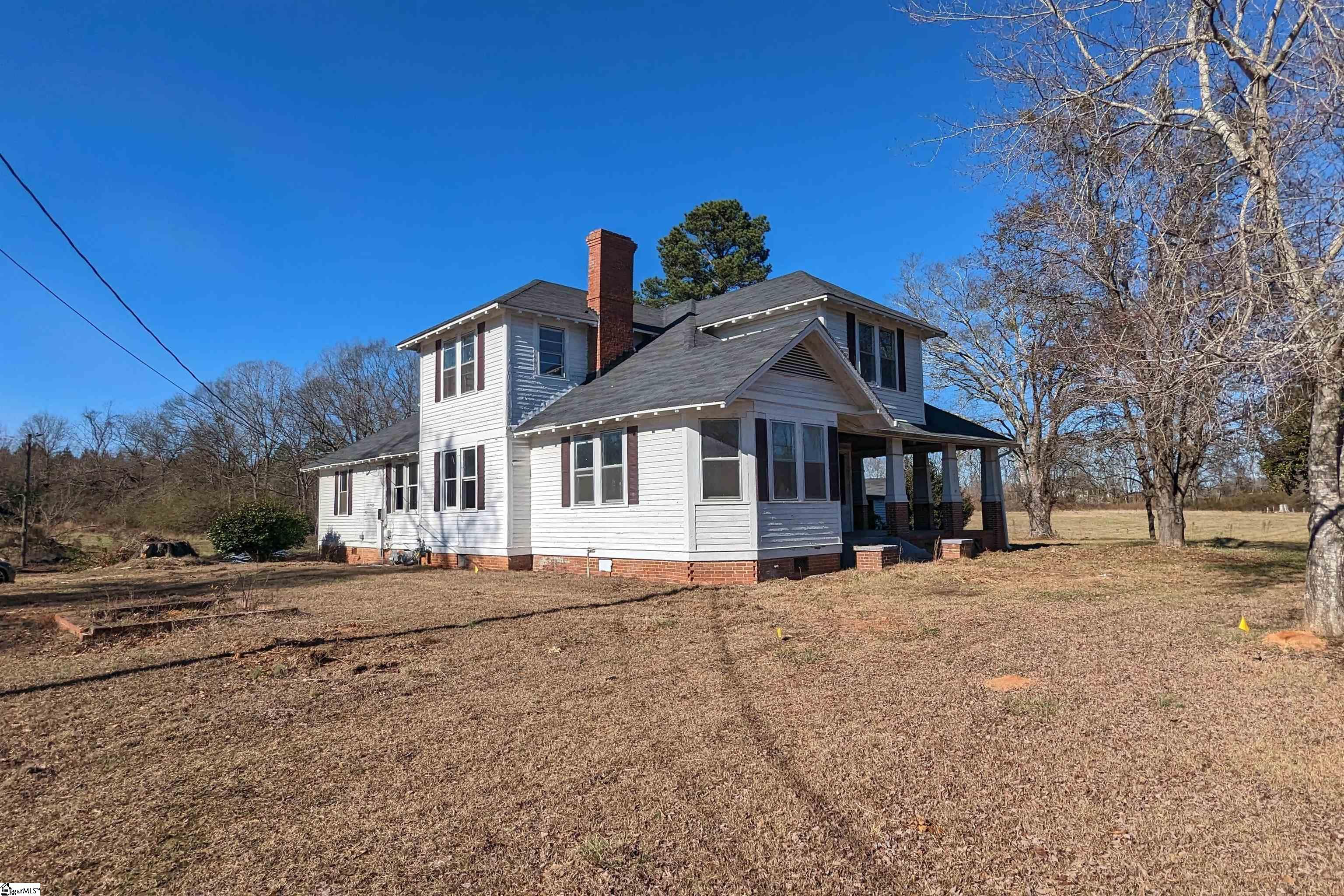 8960 Augusta Road Pelzer, SC 29669 - Photo 4 of 32