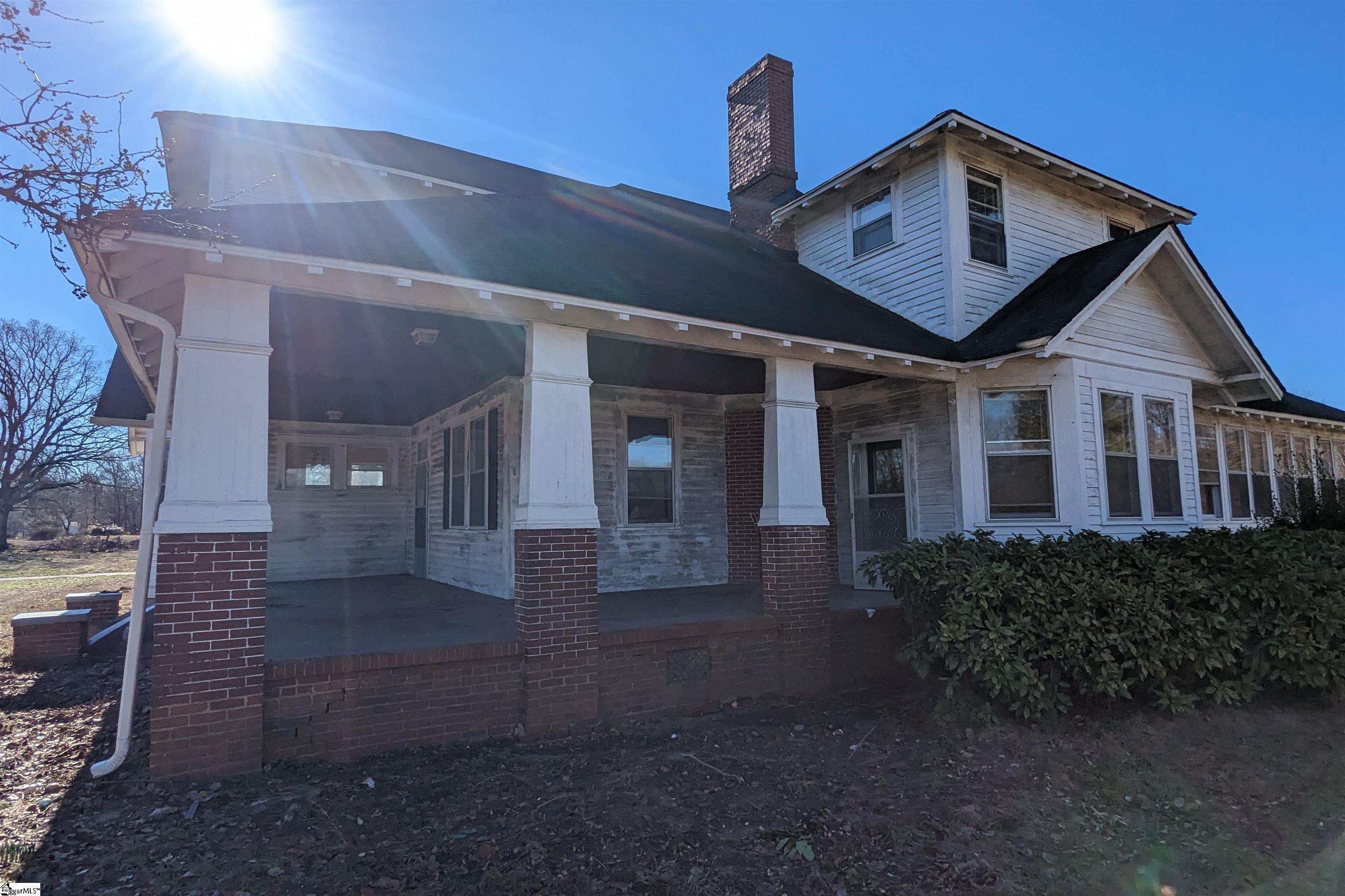8960 Augusta Road Pelzer, SC 29669 - Photo 8 of 32
