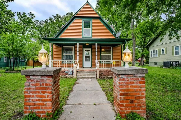 $120,000 | 421 North 12th Street, Fredonia, KS 66736