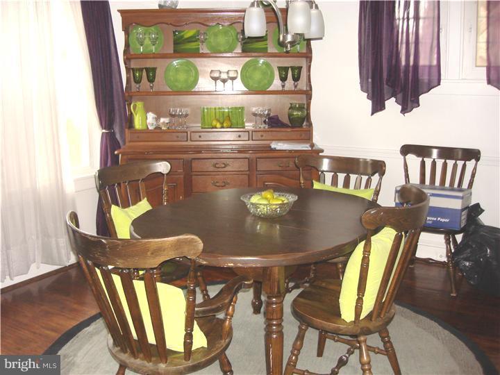 242 Strathmore Road Havertown, PA 19083 - Photo 4 of 15 Dining Room