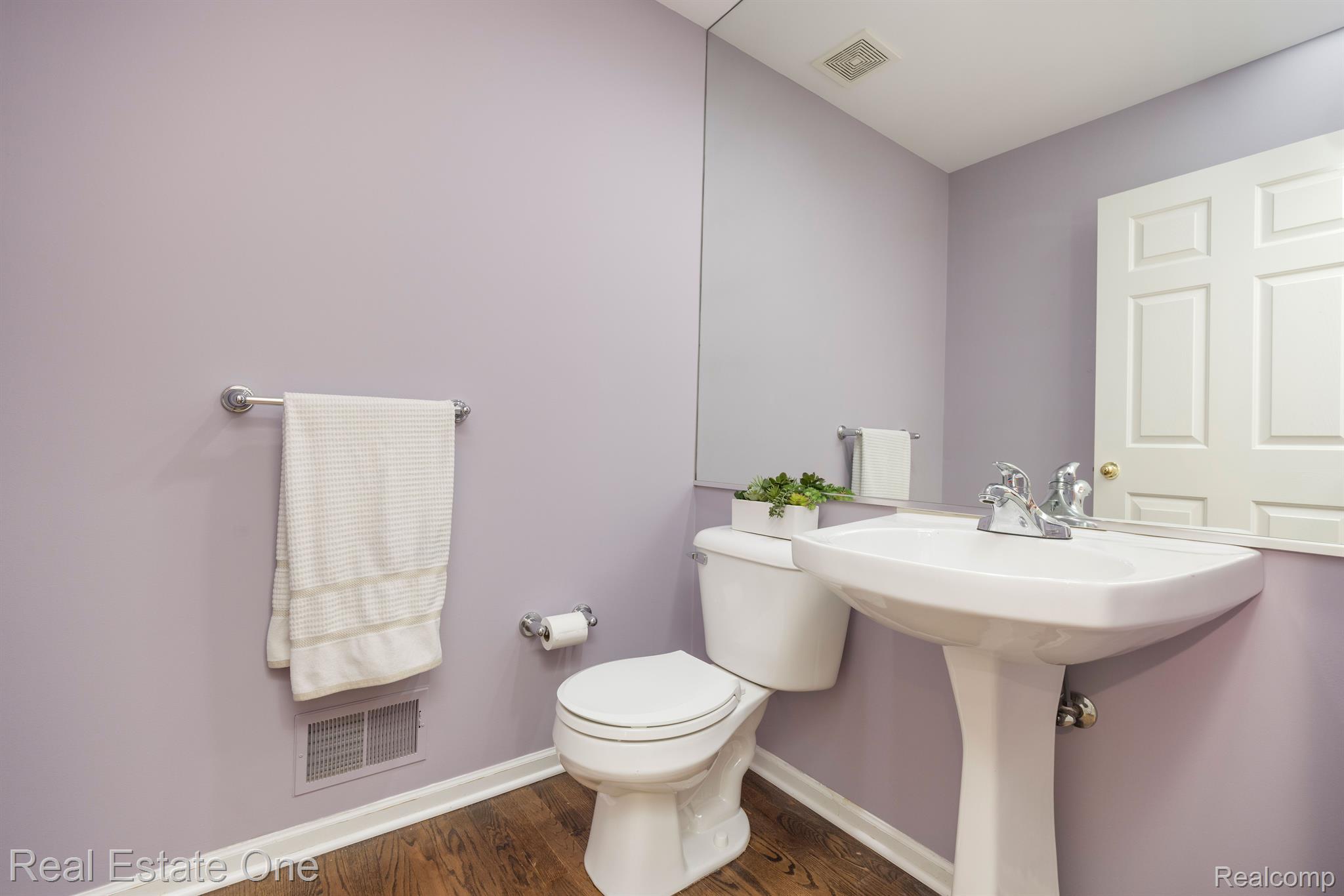 2080 Rob Ridge Drive Walled Lake, MI 48390 - Photo 17 of 34 Gallery Image 17