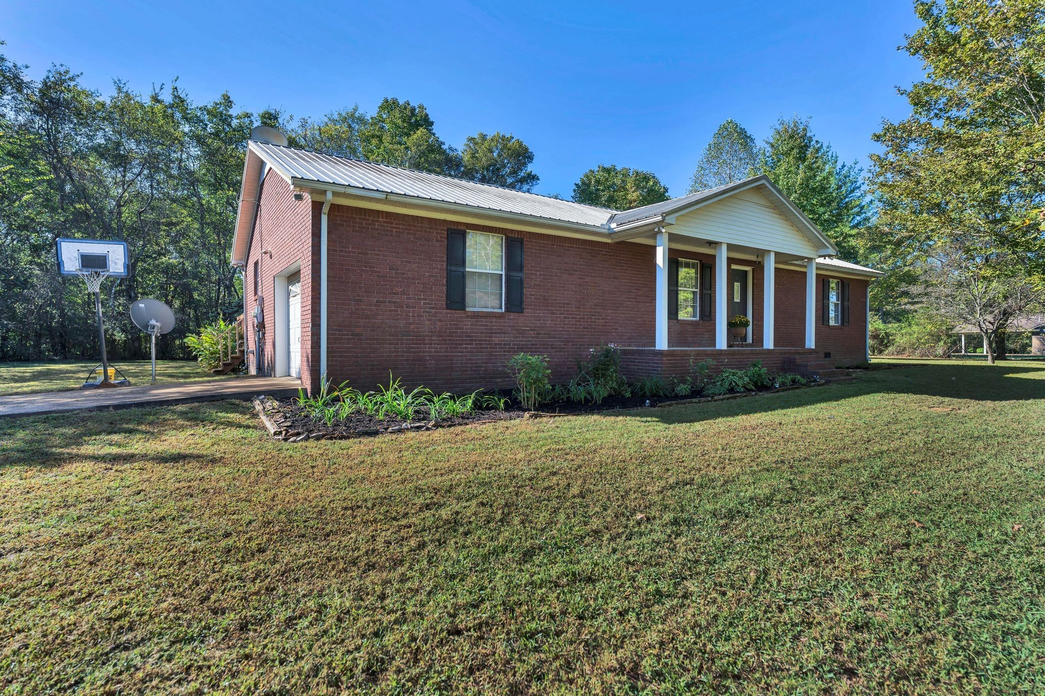 547 Busby Road Loretto, TN 38469 - Photo 7 of 37
