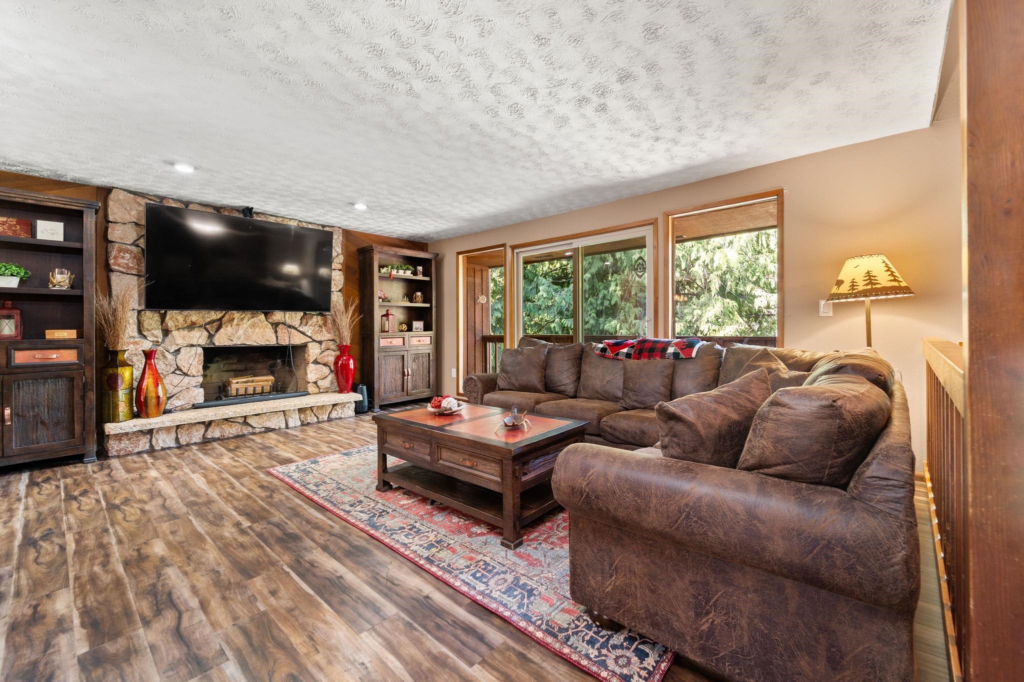 22616 Creeger Lane Mead, WA 99021 - Photo 7 of 50