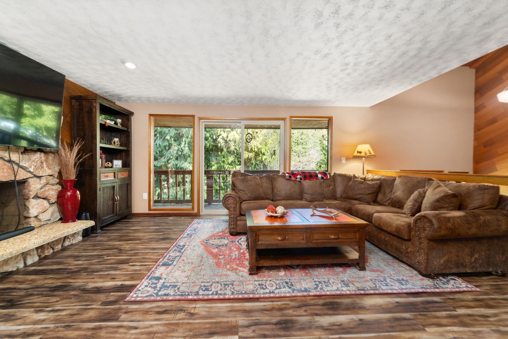 22616 Creeger Lane Mead, WA 99021 - Photo 8 of 50
