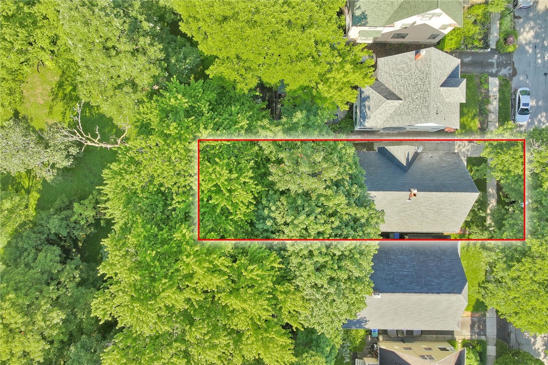 10 Menlo Place Rochester, NY 14620 - Photo 5 of 38