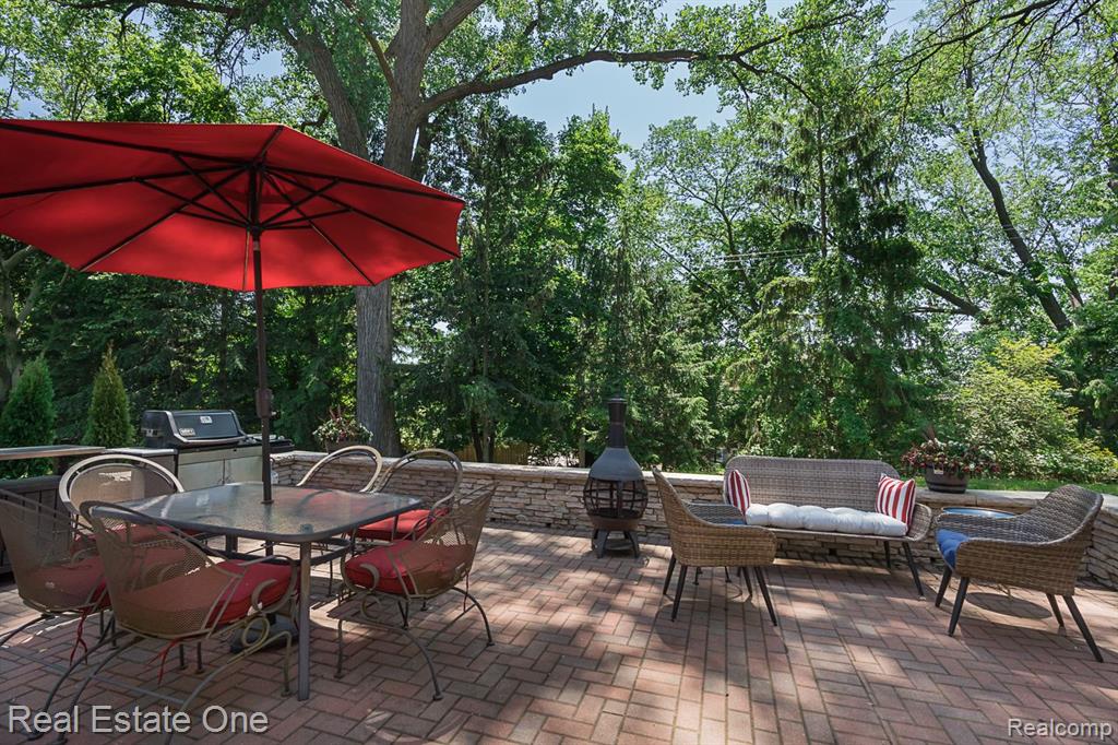 204 Charles Road Rochester, MI 48307 - Photo 23 of 28