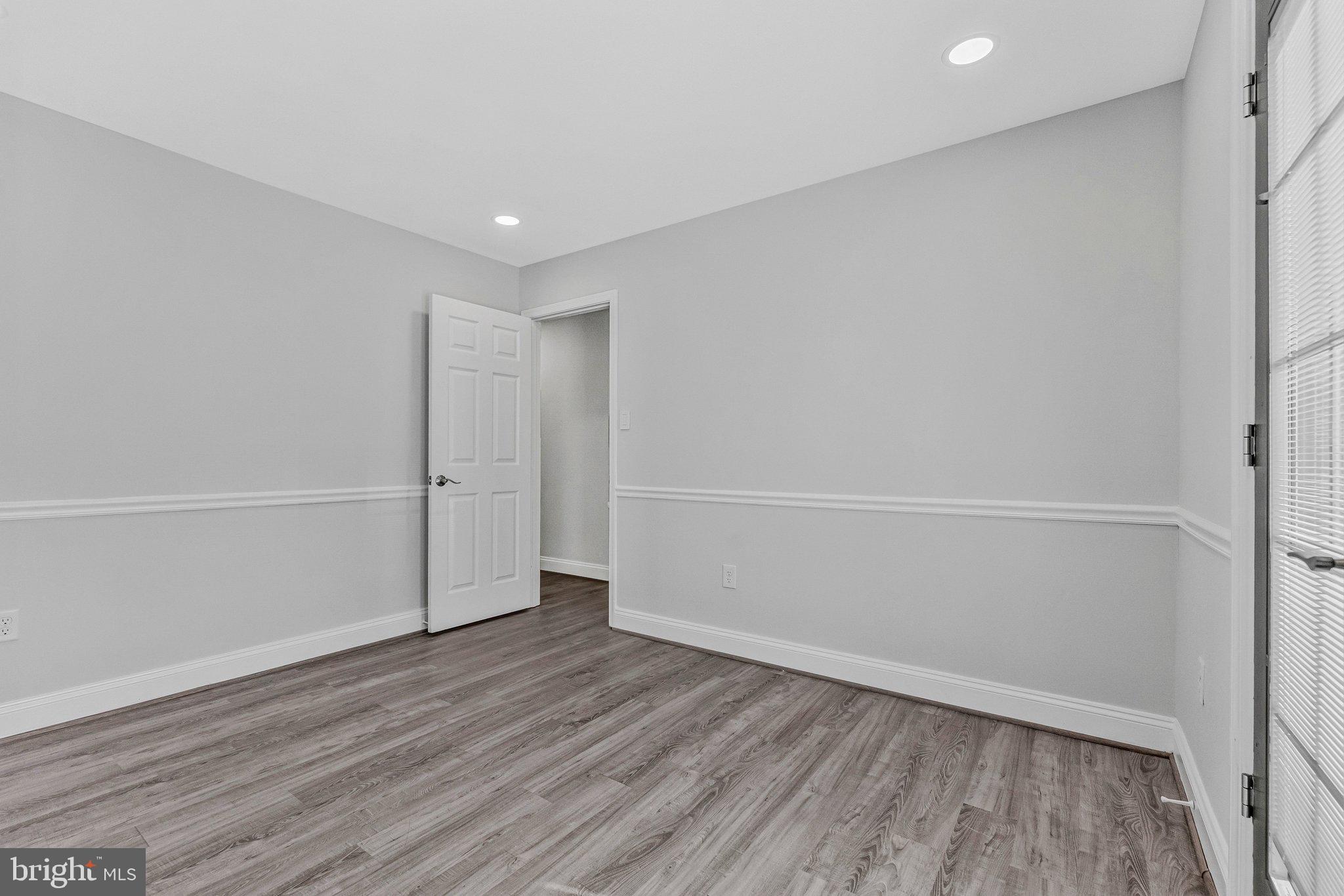 20718 Apollo Terrace Ashburn, VA 20147 - Photo 27 of 50 a view of an empty room