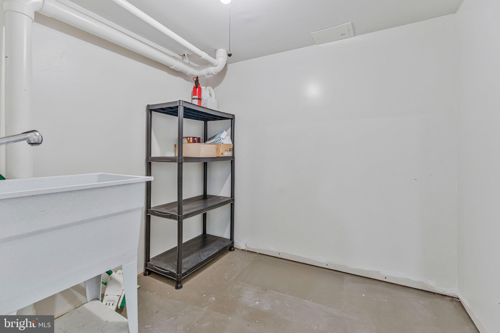 20718 Apollo Terrace Ashburn, VA 20147 - Photo 33 of 50