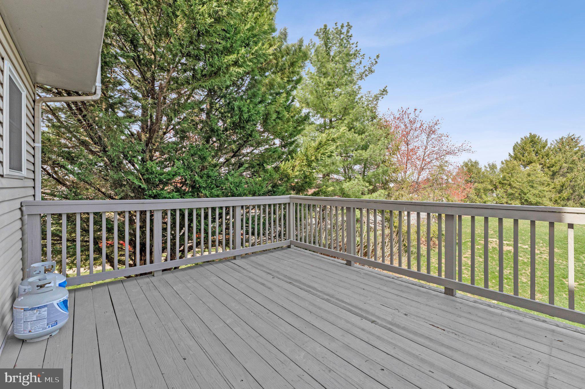 20718 Apollo Terrace Ashburn, VA 20147 - Photo 35 of 50