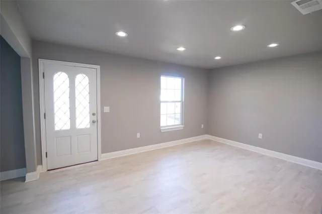 $2,300 | 1606 Davis Boulevard, Garland, TX 75042