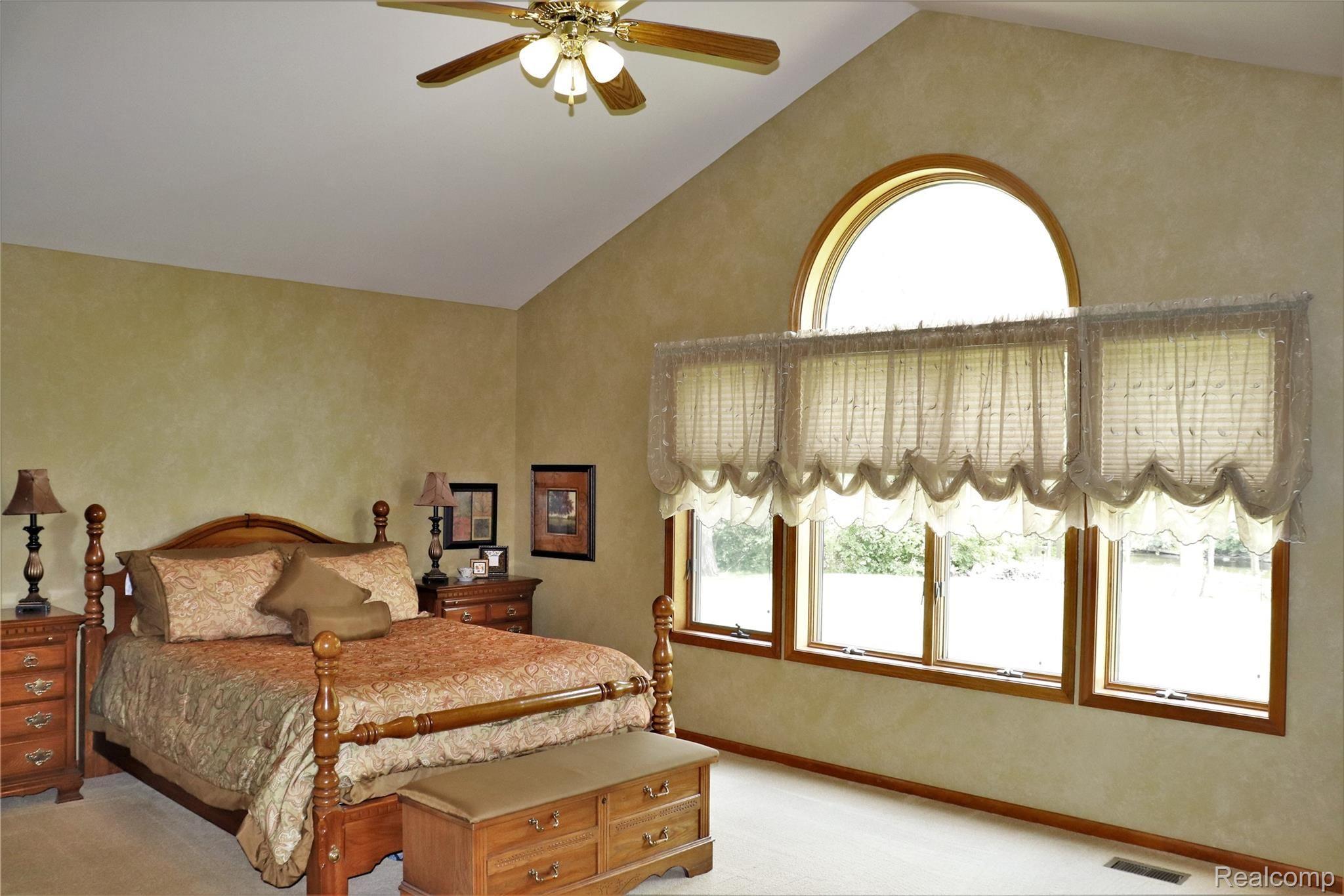 6090 North Seymour Road Flushing, MI 48433 - Photo 19 of 50 IMG_7096 (2).JPG