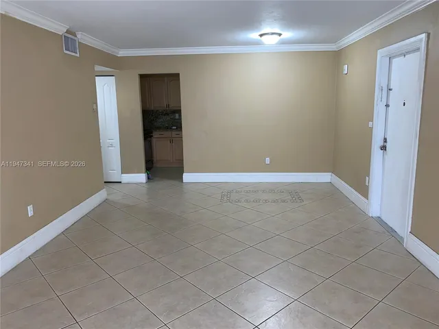 $1,500 | 7931 Southwest 104th Street, Unit 214E, Miami, FL 33156