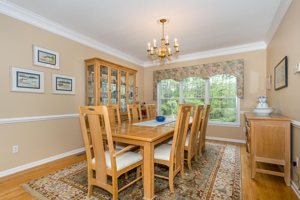 105 Thoreau Road Canton, MA 02021 - Photo 6 of 30 Gallery Image 6