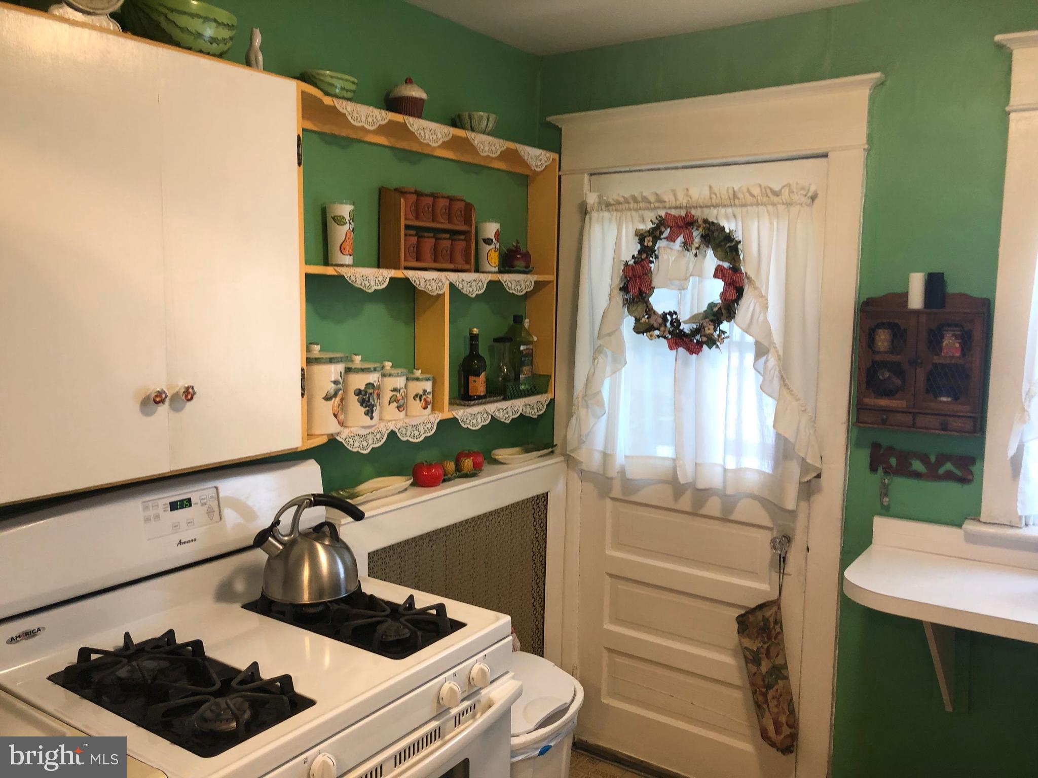 7255 Dungan Road Philadelphia, PA 19111 - Photo 12 of 29