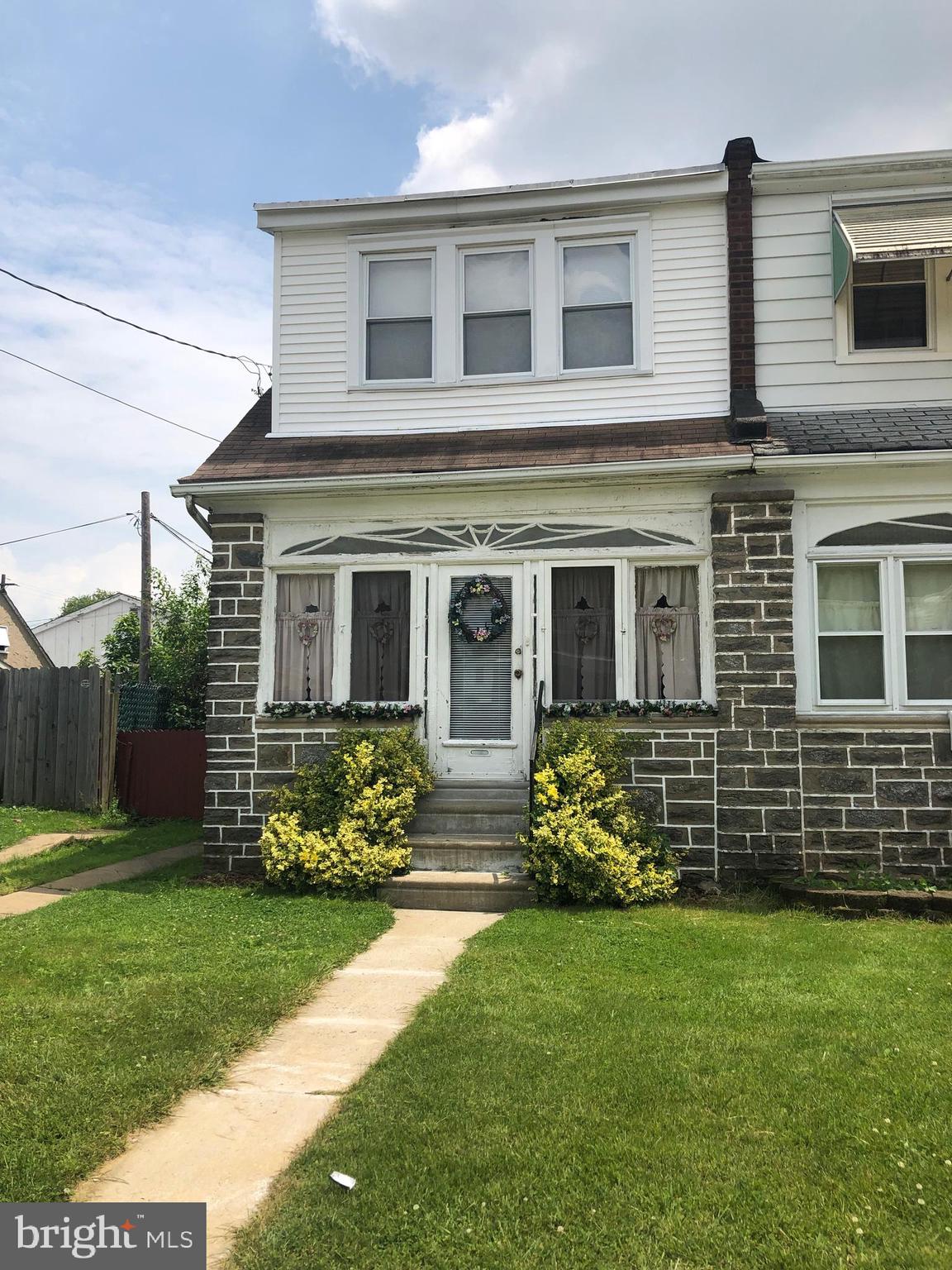 7255 Dungan Road Philadelphia, PA 19111 - Photo 3 of 29