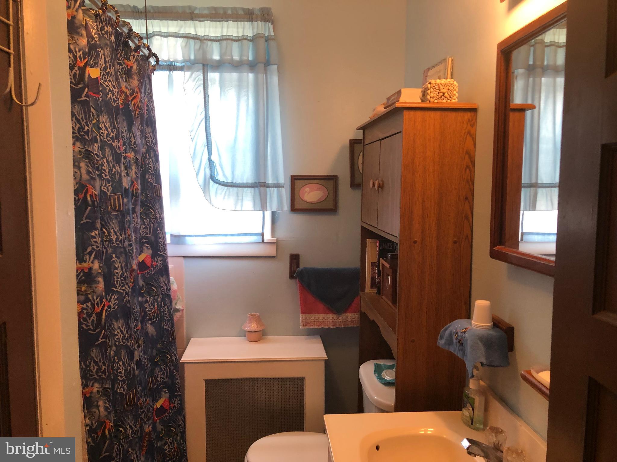 7255 Dungan Road Philadelphia, PA 19111 - Photo 21 of 29