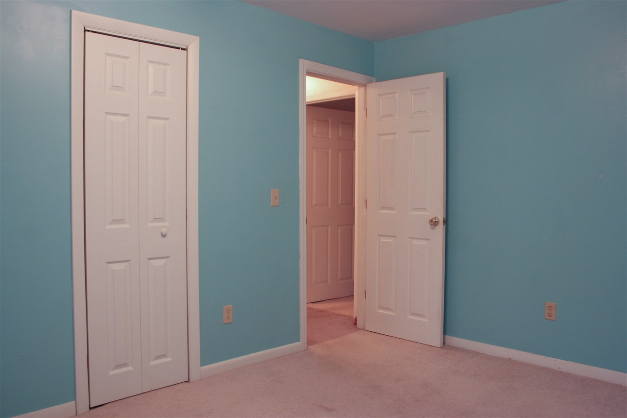 155 Four Rod Road Rochester, NH 03867 - Photo 16 of 39