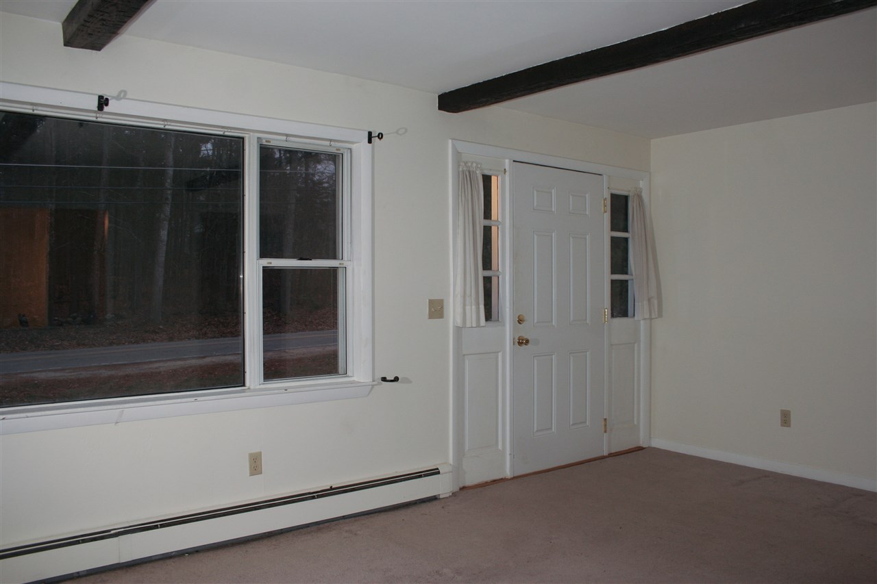155 Four Rod Road Rochester, NH 03867 - Photo 9 of 39