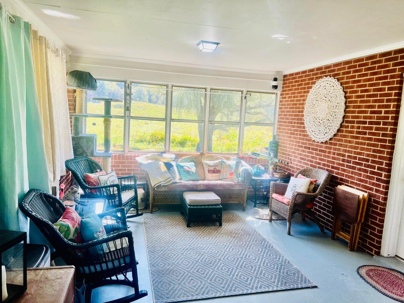 10321 Old Shilling Road Bent Mountain, VA 24059 - Photo 3 of 33 20251002185523428513000000-o