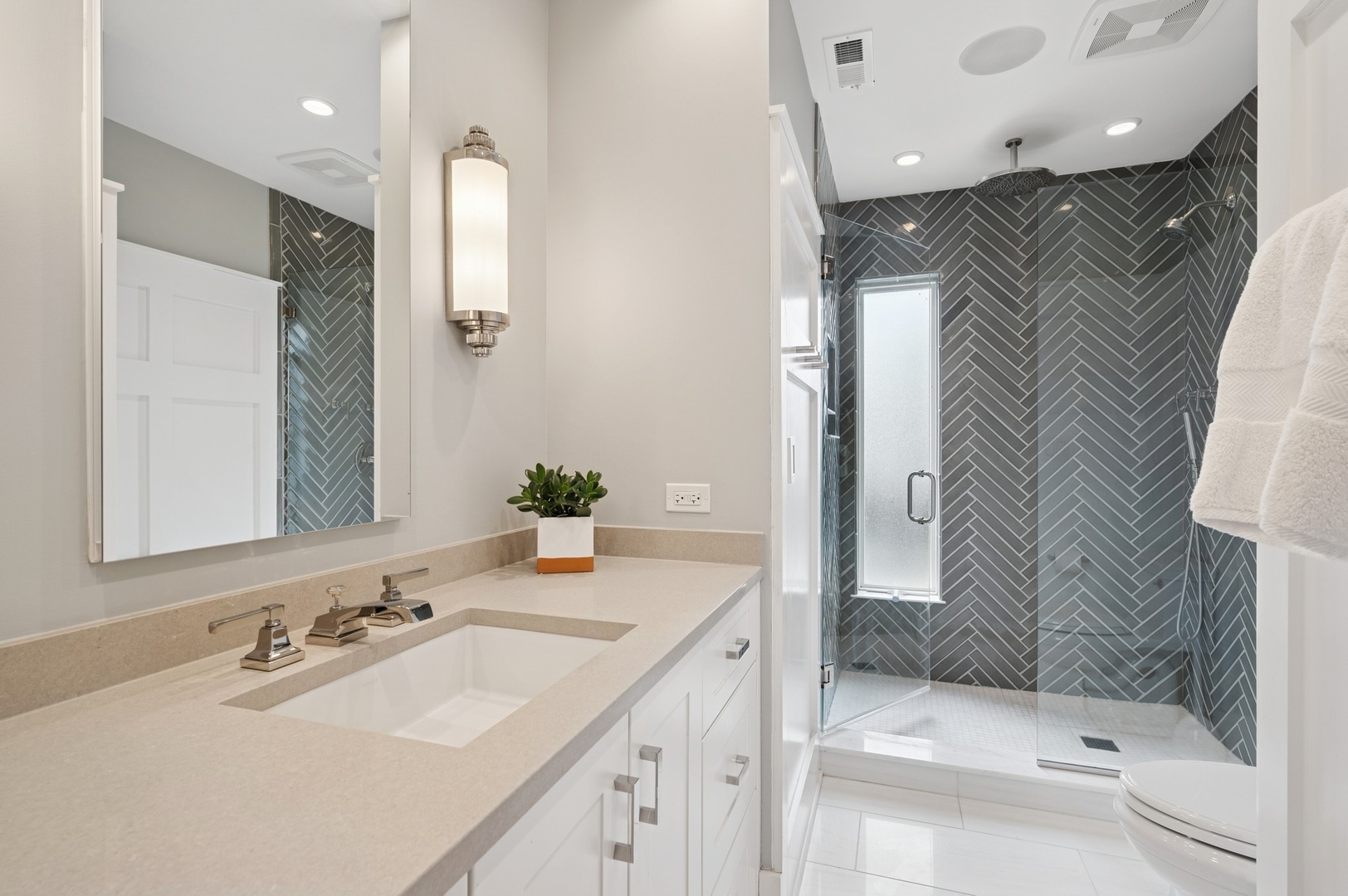 577 Ash Street Winnetka, IL 60093 - Photo 23 of 46 Gallery Image 23